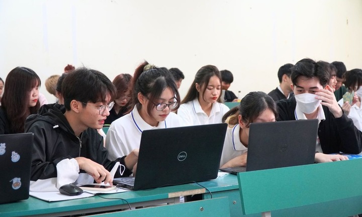 Con gái có nên học công nghệ thông tin không?