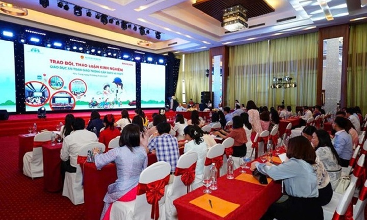 Honda trao hơn 1.500 giải trong cuộc thi  "An toàn giao thông cho nụ cười ngày mai "
