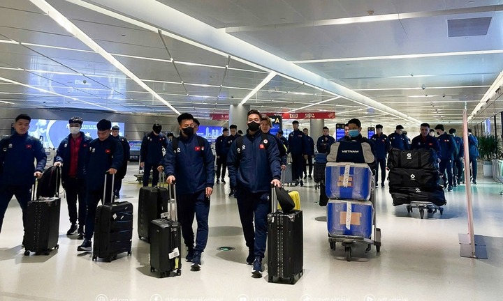 U22 Việt Nam đã tới Trung Quốc, cầu thủ “choáng” vì thời tiết khắc nghiệt