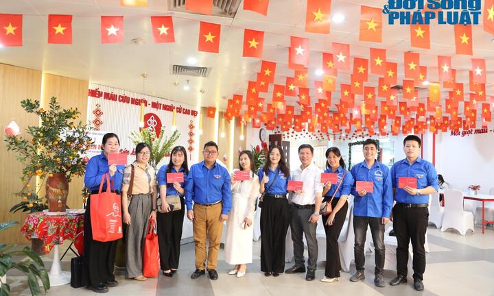 Cán bộ, đoàn viên Hội Luật gia Việt Nam tham gia hiến máu tình nguyện