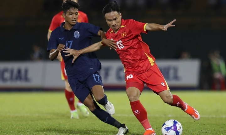 HLV Kim Sang-sik nói gì sau trận thắng “khiêm tốn” trước Campuchia?