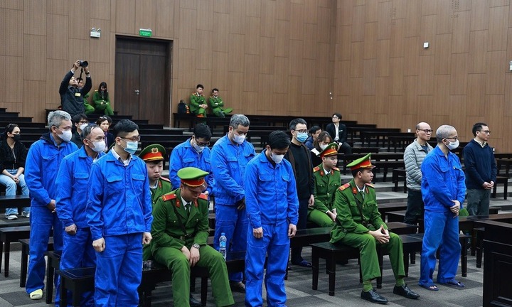 Tuyên án 13 bị cáo vụ AIC: Cựu Phó Vụ trưởng bị phạt 7 năm tù