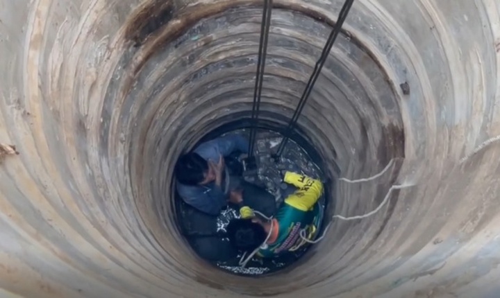 Clip: Rơi xuống giếng sâu, người đàn ông đối mặt rắn hổ mang và cái kết không tưởng