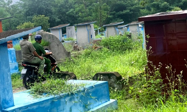 Vụ án mạng tại nghĩa trang ở TP.HCM, một người tử vong: Lấy lời khai nhân chứng
