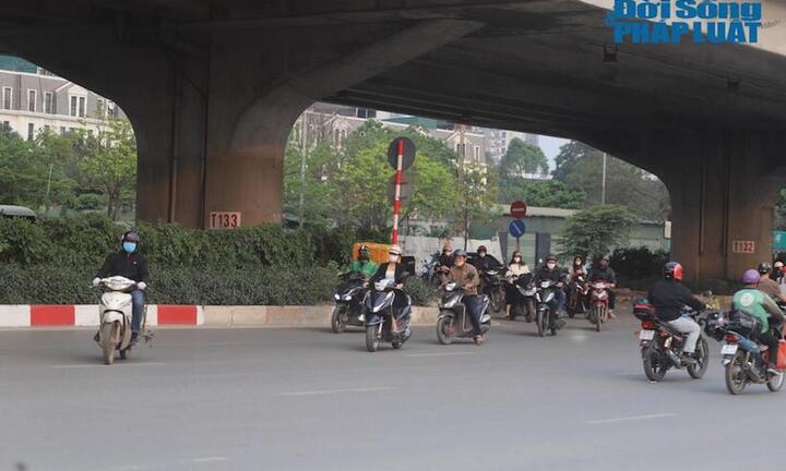 CSGT đề xuất đóng dải phân cách nút giao ngã tư Nghiêm Xuân Yêm – Phạm Tu