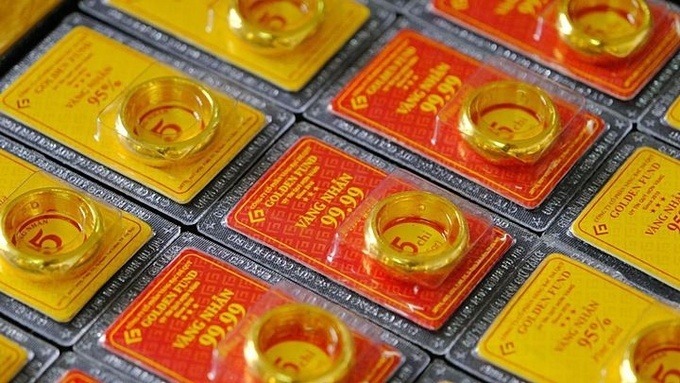 Giá vàng mới nhất tối nay (16/4): Vàng trong nước tăng mạnh, chuyên gia cho lời khuyên đắt giá