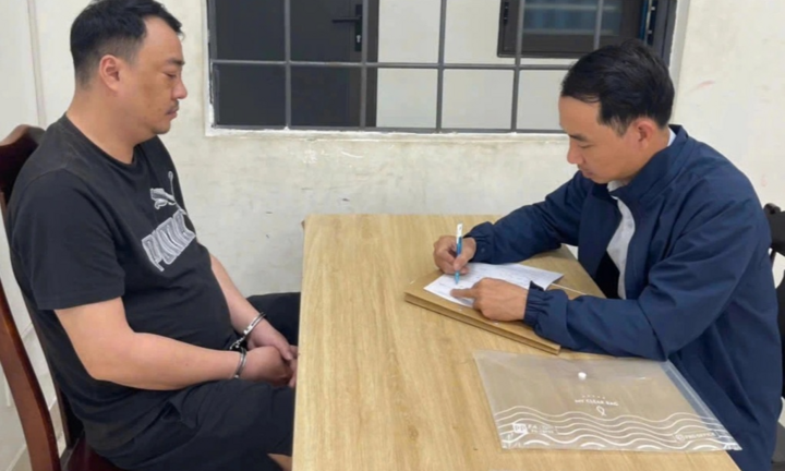 Bắt đối tượng truy nã đặc biệt về hành vi lừa đảo từng bỏ trốn sang Campuchia 