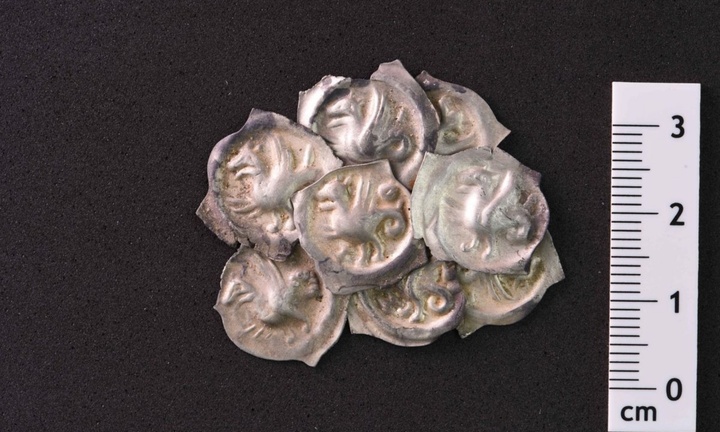 Đào đường ống, nhóm công nhân phát hiện 