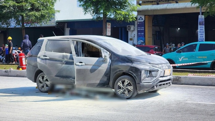 Hiện trường vụ thi thể đôi nam nữ bên chiếc xe ô tô bị cháy ở Đà Nẵng