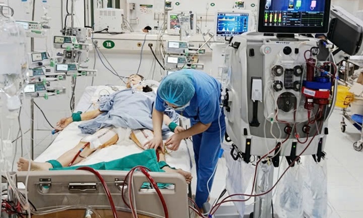 Uống 38 viên thuốc điều trị huyết áp, người phụ nữ ngộ độc nguy kịch