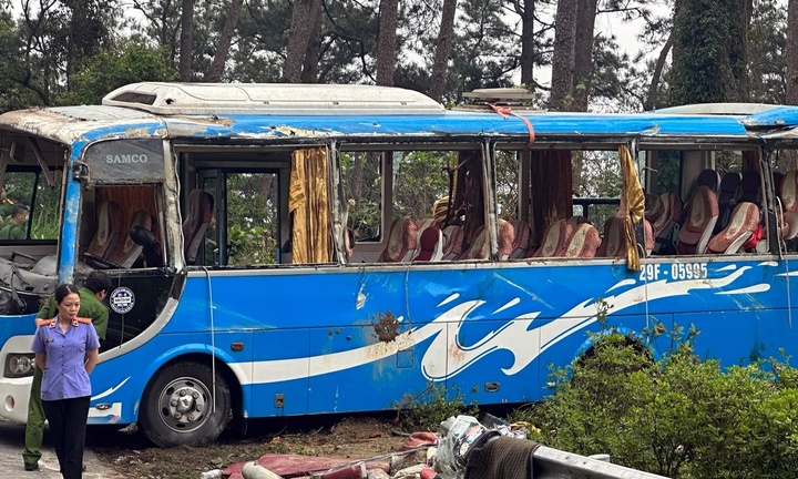 Vụ lật xe khách 35 chỗ ở Tam Đảo, 3 người tử vong: Hé lộ nguyên nhân ban đầu