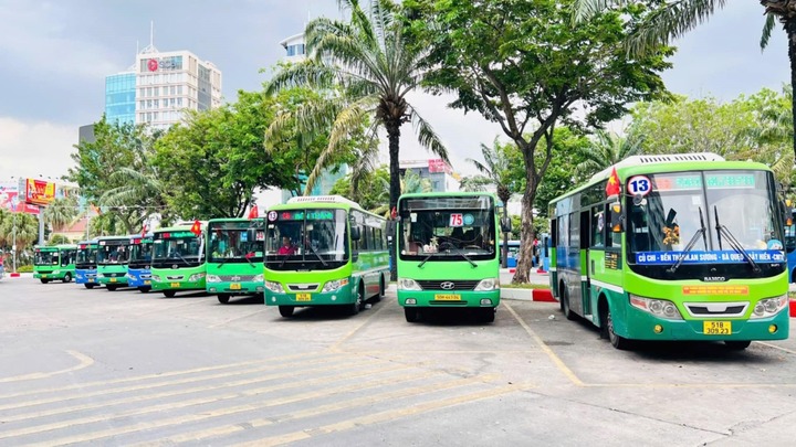 TP.HCM miễn phí vé xe buýt trong ngày lễ 30/4
