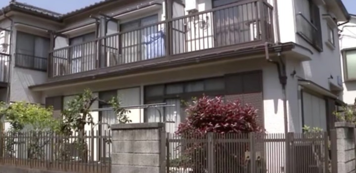 Giấu thi thể bố trong tủ quần áo suốt 2 năm, con trai bị bắt giữ, hé lộ lời khai ban đầu