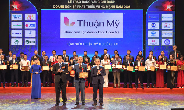 Bệnh viện Thuận Mỹ ITO Đồng Nai nhận giải thưởng Doanh nghiệp phát triển vững mạnh 2025 