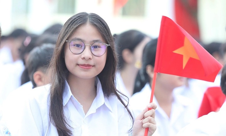 Đề thi thử tốt nghiệp THPT môn Toán năm 2025