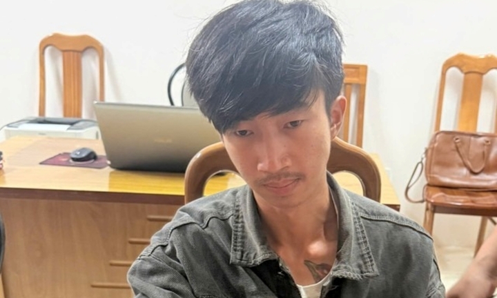 Vụ giấu ma túy trong gấu quần, bỏ chạy khi thấy CSGT: Đối tượng khai gì?