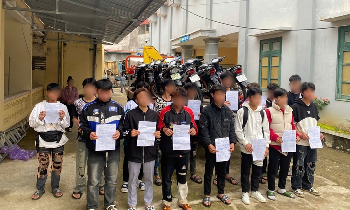 Yên Bái: Ngăn chặn nhóm 32 thanh, thiếu niên hẹn nhau tụ tập để thi xe độ