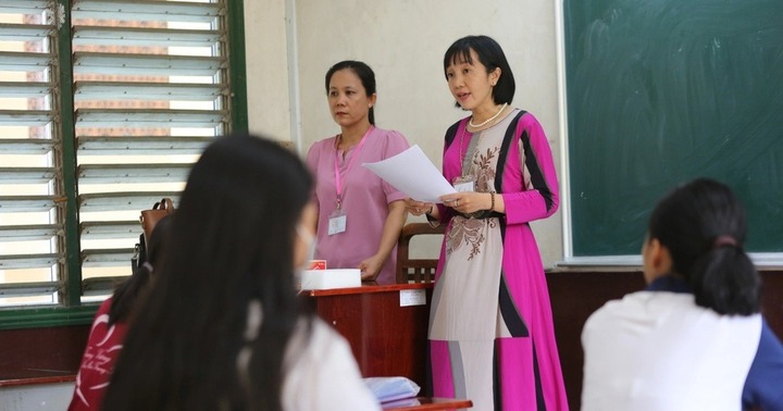 Thông tư 29 có hiệu lực: Giáo viên dạy thêm bao nhiêu học sinh thì phải đăng ký kinh doanh?