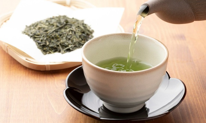 4 cách uống trà xanh sai lầm khiến thận 
