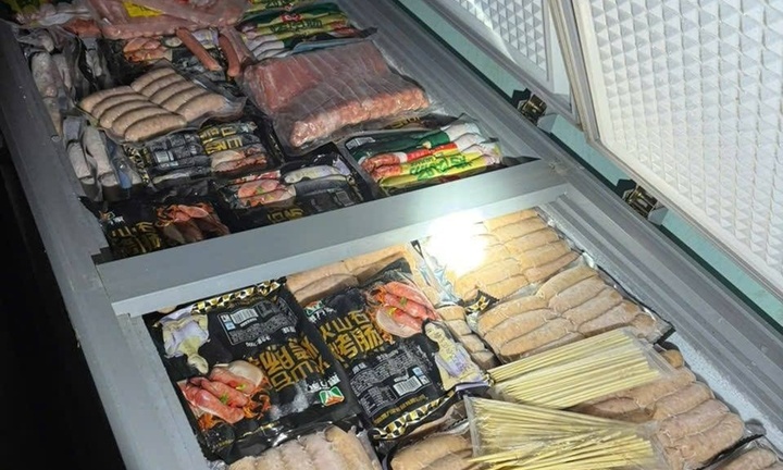 Cao Bằng: Phát hiện hơn 1.000 kg xúc xích không rõ nguồn gốc, xuất xứ