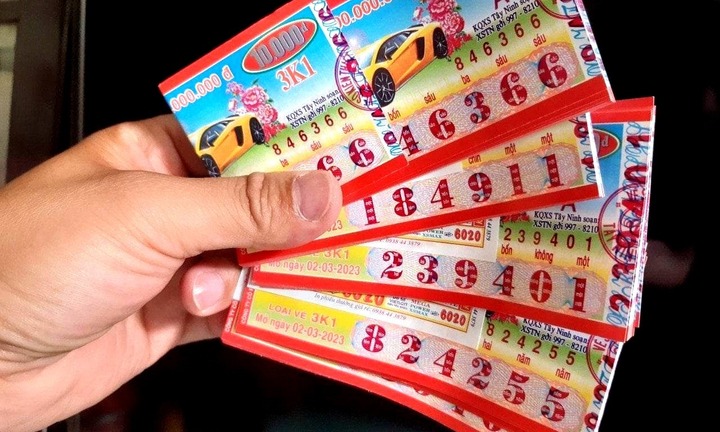 Vươn mình sau trúng số: Người đàn ông 