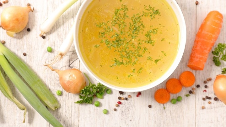 Bí quyết nấu nước dùng không bị cặn đục