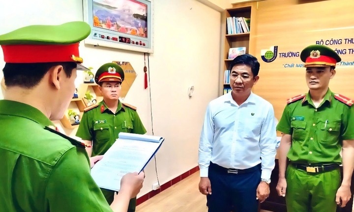 Vì sao Hiệu trưởng Trường Cao đẳng Công thương miền Trung bị bắt tạm giam?