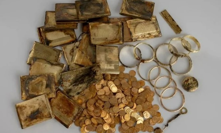 Người leo núi bất ngờ phát hiện ra kho báu vàng ròng đắt đỏ