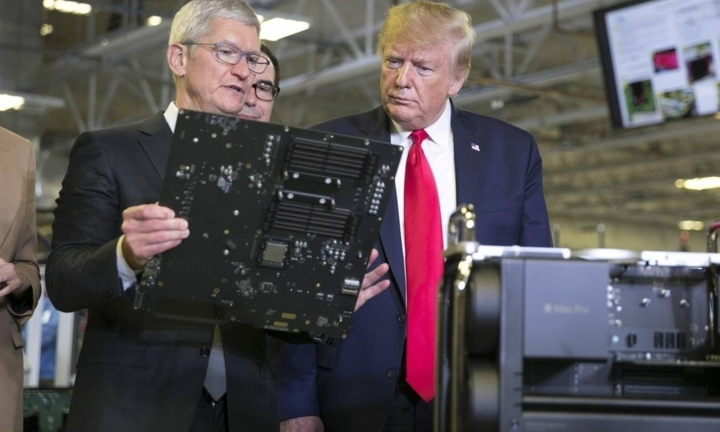 Tổng thống Trump không muốn Apple sản xuất iPhone tại Ấn Độ