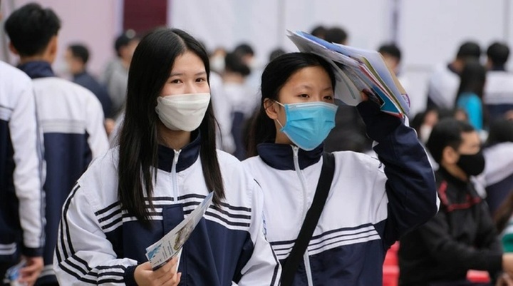 Tuyển sinh 2025: Trường ĐH Luật Hà Nội dự kiến dùng 9 tổ hợp xét tuyển học bạ và điểm thi