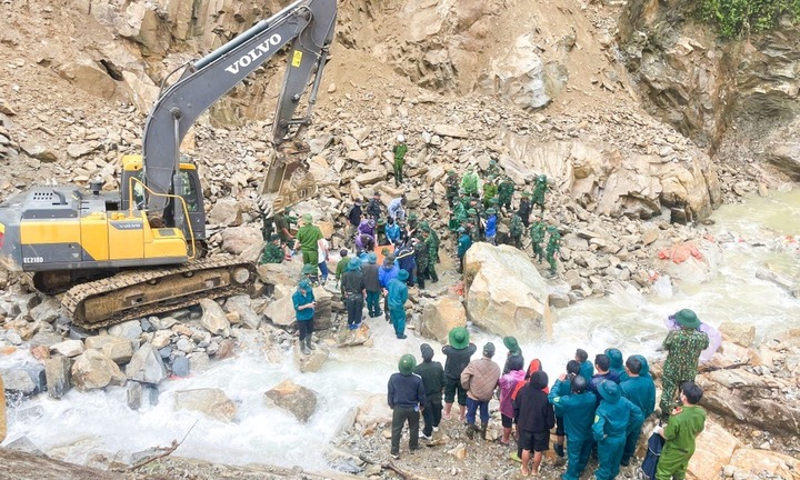 Vụ sạt lở 5 người mất tích ở Lai Châu: Tìm thấy thi thể 3 nạn nhân
