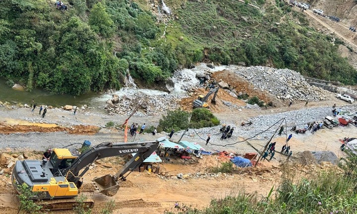 Vụ sạt lở 5 người mất tích ở Lai Châu: Nguyên nhân ban đầu