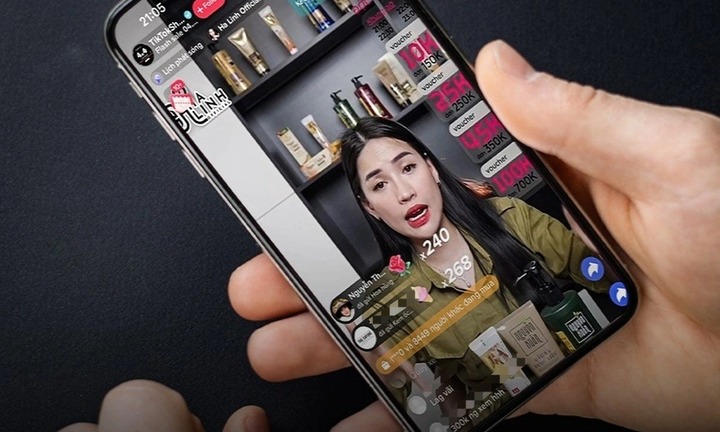 Từ vụ  Võ Hà Linh bị 