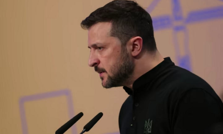 Tổng thống Zelensky bất ngờ ra tuyên bố