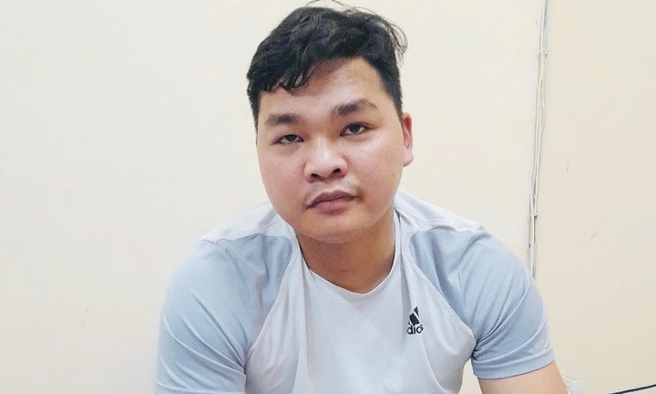 Bắt nam thanh niên 