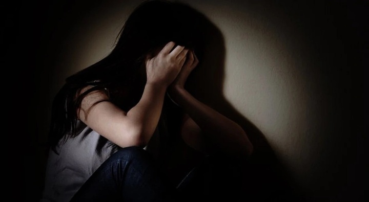 Cảnh báo tình trạng dụ dỗ, xâm hại trẻ em trên Facebook, Tinder, phòng chat