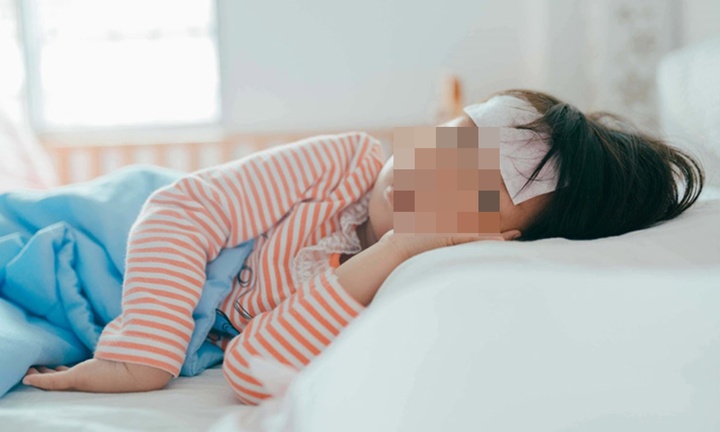 Dấu hiệu không ngờ khiến bé trai phát hiện mắc viêm cầu thận cấp