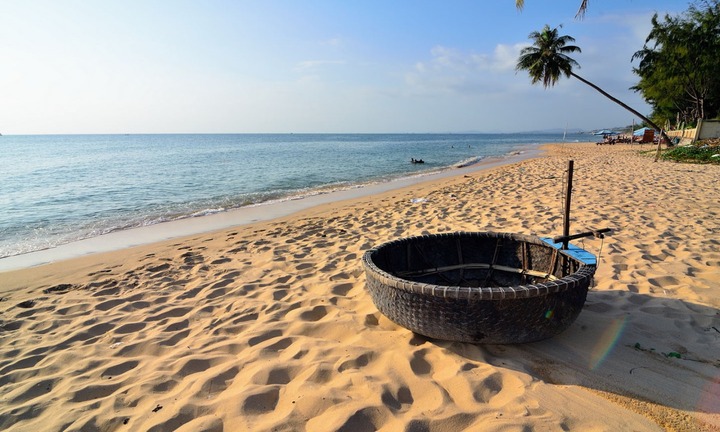 Các bãi biển lãng mạn gần TP.HCM