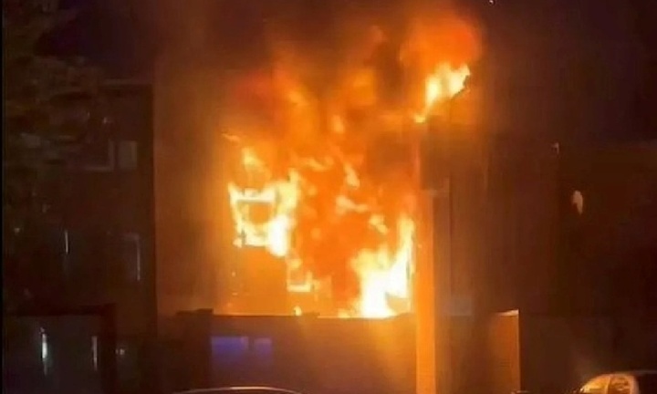 Clip: Hiện trường vụ cháy nhà cướp đi sinh mạng 4 mẹ con ở Anh