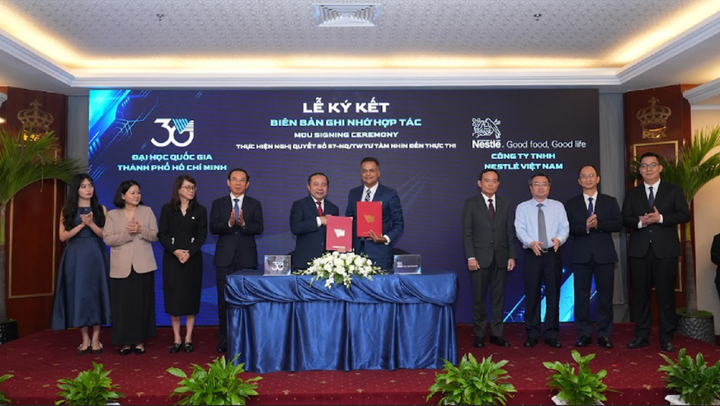 Nestlé Việt Nam ký kết hợp tác với ĐH Quốc gia TP.HCM thực thi mô hình “3 nhà”