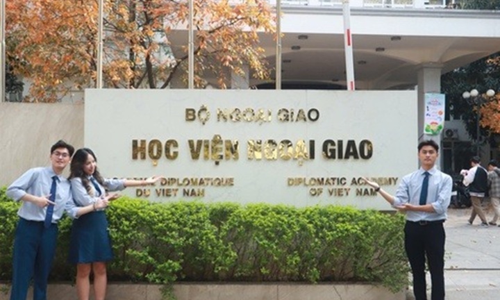 Tuyển sinh 2025: Học viện Ngoại giao thêm 5 tổ hợp xét tuyển, dự kiến không tăng học phí