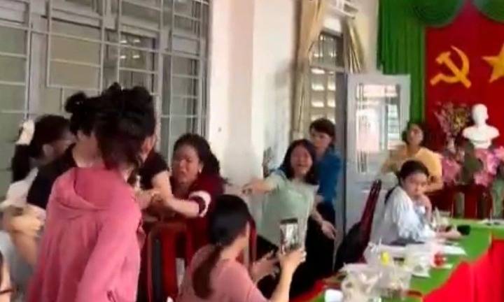Vụ hiệu phó ở Phú Quốc tố bị giáo viên đánh nhập viện: Nữ hiệu trưởng báo cáo gì?