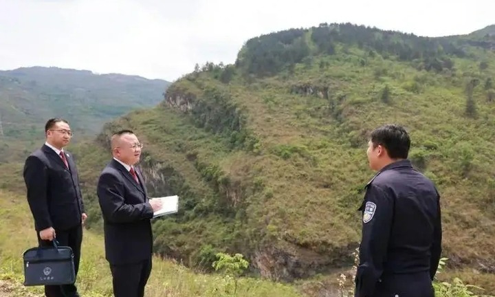 Dàn cảnh về cái chết của vợ, người chồng bị vạch trần vì 1 chi tiết