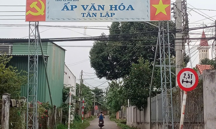 Bà Rịa - Vũng Tàu: Bắt tạm giam một trưởng ấp dâm ô với nữ sinh lớp 9