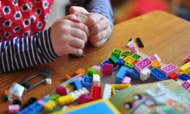 Tặng quà gì cho bé 1/6? Gợi ý quà tặng ý nghĩa cho Ngày Quốc tế Thiếu nhi