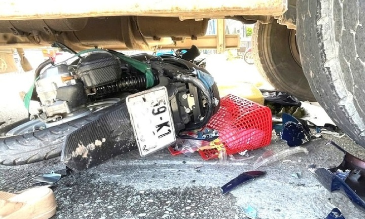 Tin tức tai nạn giao thông mới nhất ngày 31/5: Đi giao bánh, cô gái bị xe bồn cuốn vào gầm tử vong