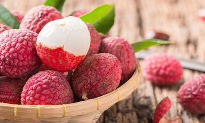 Quả vải ngon ngọt nhưng ăn thế nào để không bị nóng?
