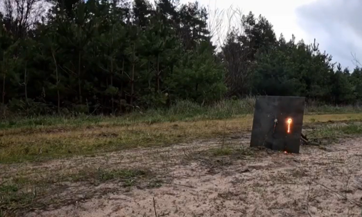 Clip: Cận cảnh hệ thống phòng không Nga đốt cháy loạt UAV của Ukraine