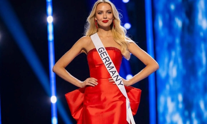 Thêm một Hoa hậu đẹp “sắc nước hương trời” bị thu hồi danh hiệu