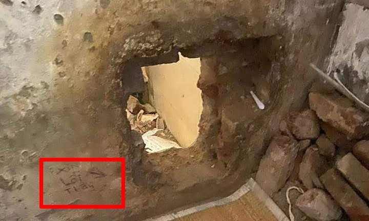 Vụ 2 phạm nhân khoét tường bỏ trốn tại Hà Nội: Phát hiện dòng chữ gây bất ngờ ở hiện trường